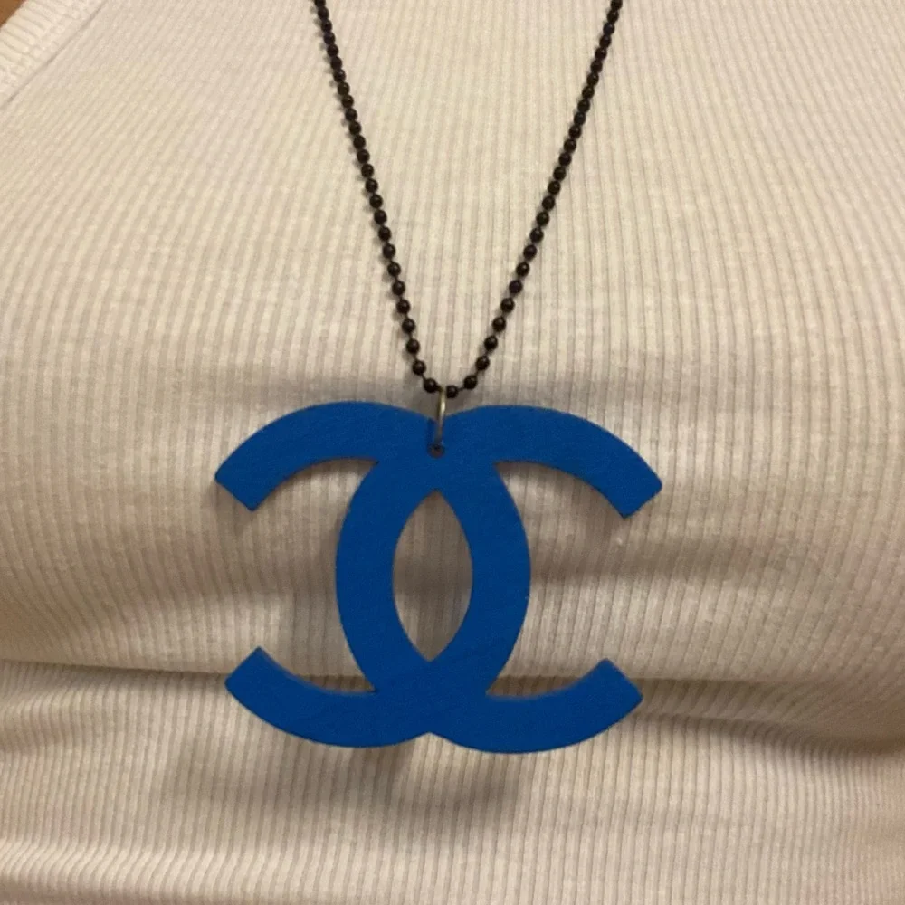 Vintage y2k blue pendant black chain necklace - Picture 2 of 4